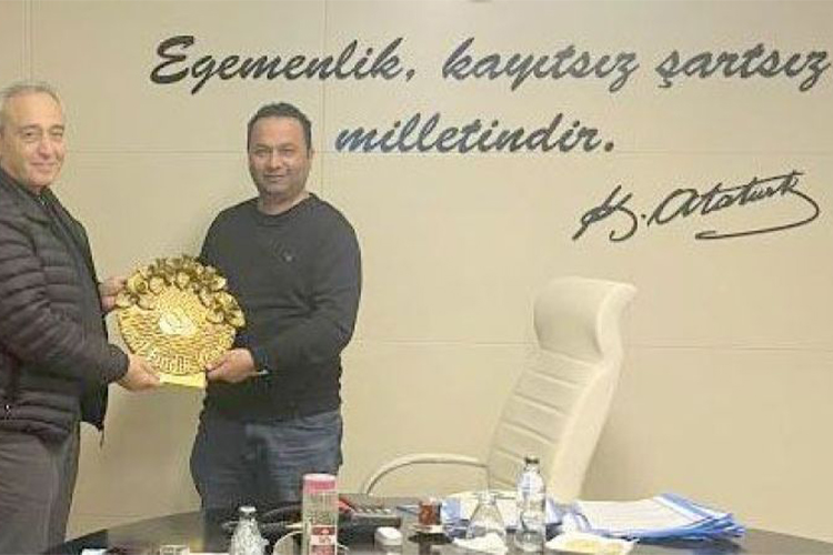  Giresunlu fındık ihracatçısına borsadan plaket